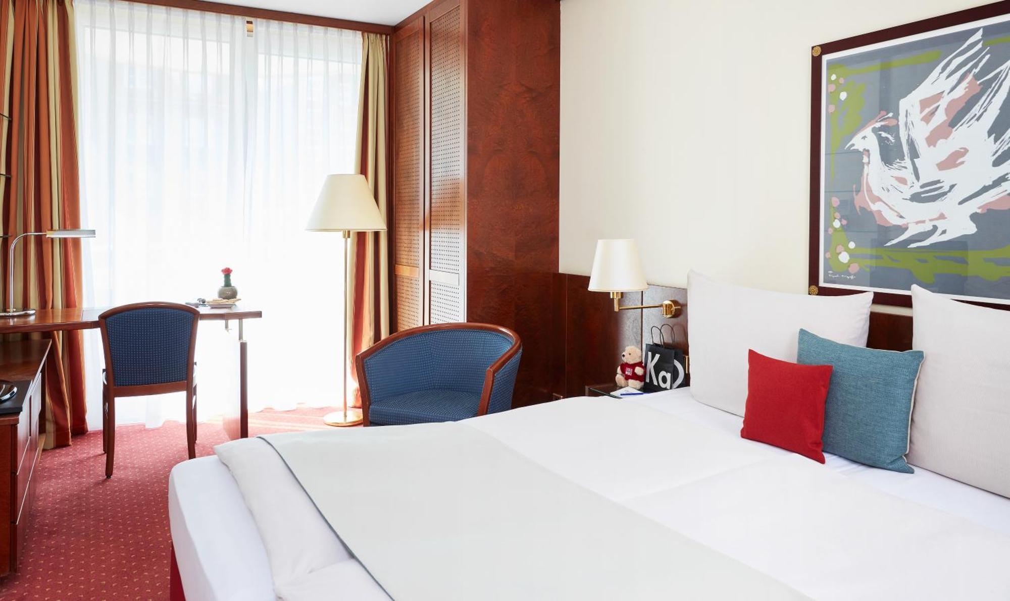 Business Double Room,1709536720:JPEG